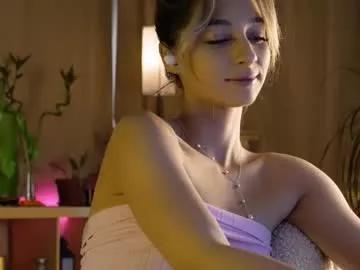 alieness from Chaturbate is Freechat