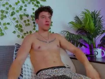 Bravo_maestro from Chaturbate
