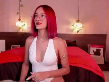 Daphne_courtis from Chaturbate