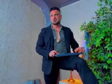 Dennis_cox_ from Chaturbate