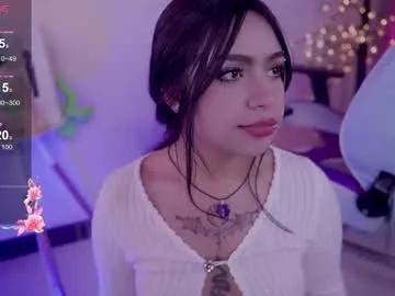 Emma_soffia_ from Chaturbate