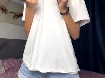 Helenjoyne from Chaturbate