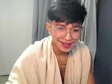 hugecockchristian from Chaturbate is Freechat