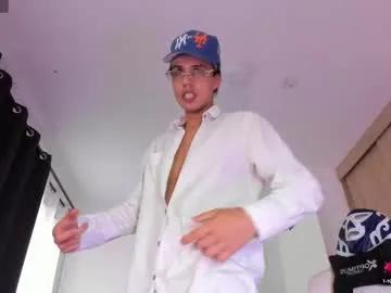 Jeyden_camilo from Chaturbate