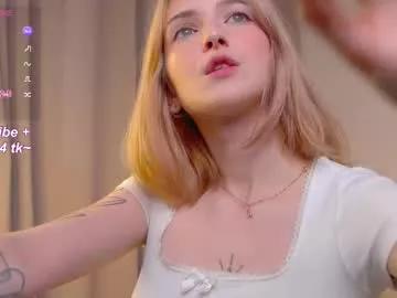 kisskiss_muah from Chaturbate is Freechat