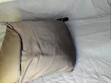 le__ah from Chaturbate