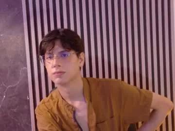 Luixdust1 from Chaturbate