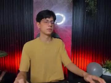 Luixdust1 from Chaturbate