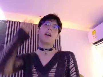Luixdust1 from Chaturbate