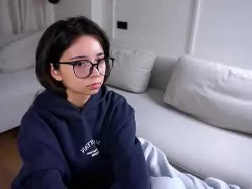maracommiskey from Chaturbate is Freechat