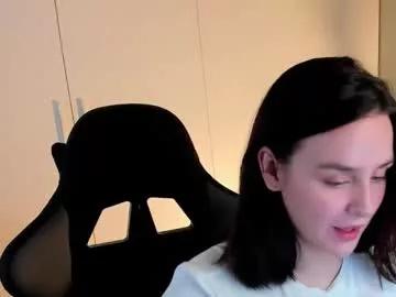 small_queenn from Chaturbate is Freechat