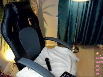 Zenapallmer from Chaturbate