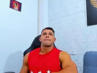 aaron_velour from Flirt4Free