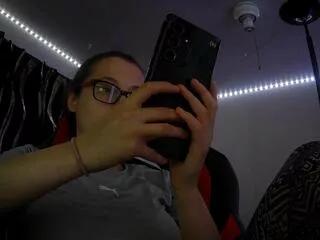 bambi_bi from Flirt4Free