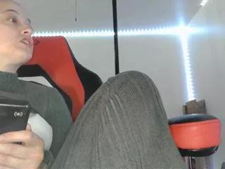 bambi_bi from Flirt4Free