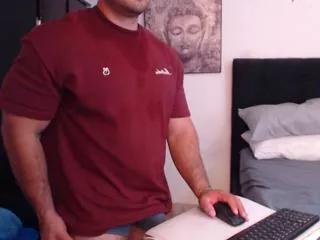 derek_fit from Flirt4Free