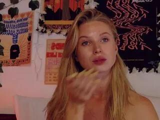 emma_wilde on Flirt4Free