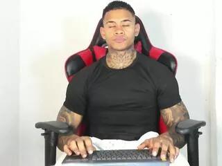 jared_kushh on Flirt4Free