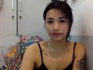 lyly_christina from Flirt4Free