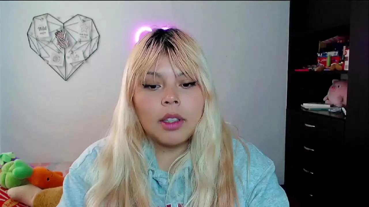 EllieAutumn from Streamray