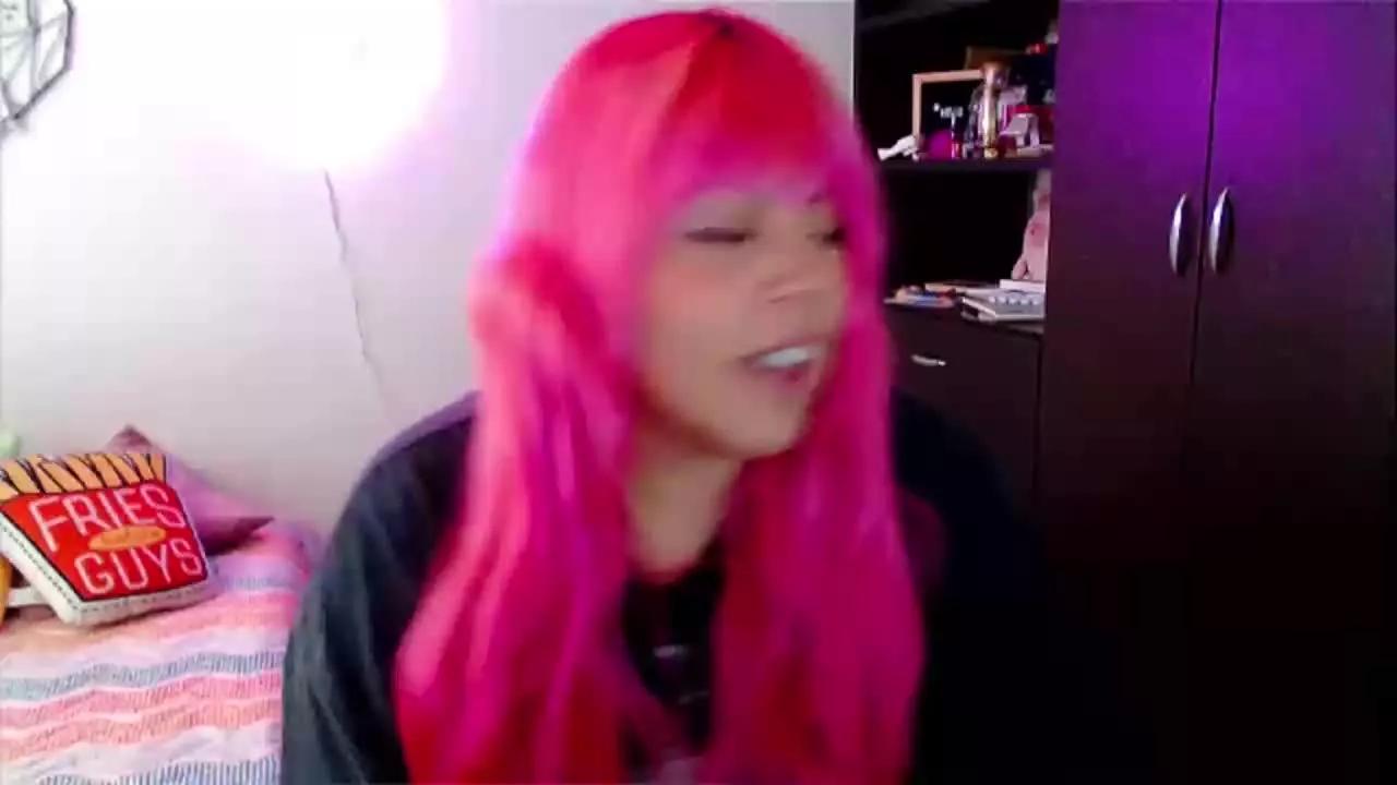 EllieAutumn from Streamray