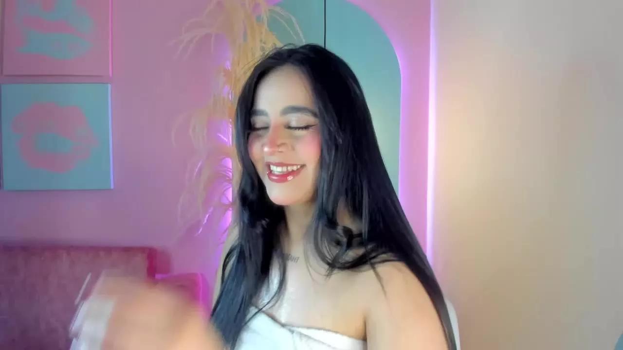 EmilyLoove from Streamray