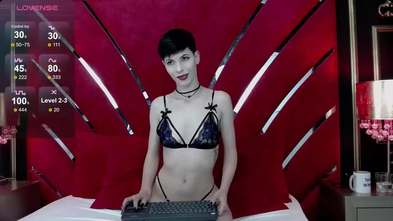 RoxxyR from Streamray