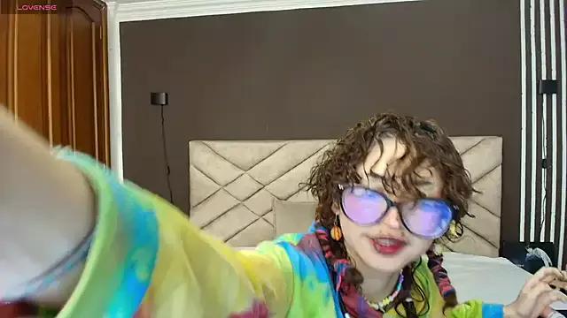 AbbyDoll_OwO from StripChat is Freechat