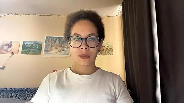 adelina_rich from StripChat is Freechat