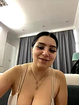 AdelynReyes from StripChat is Freechat