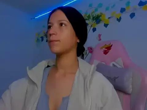 alana_collinss from StripChat is Freechat