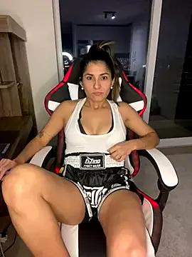 AlejandritaMilano from StripChat is Freechat