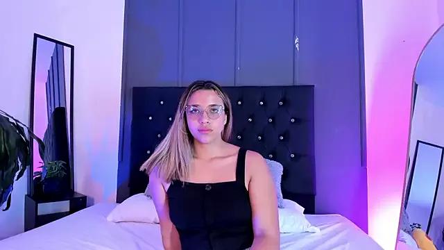 Alexa__Blue from StripChat is Freechat