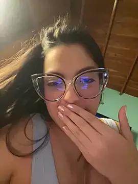 Alice-Collins1 from StripChat is Freechat