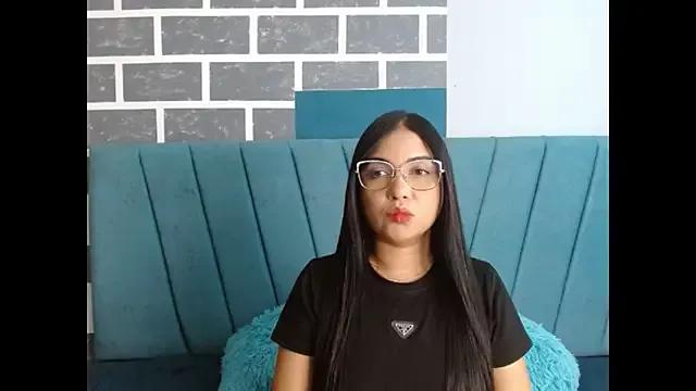 AliceSmiith_ from StripChat