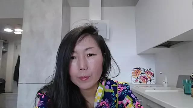 AlikaMoon from StripChat is Freechat