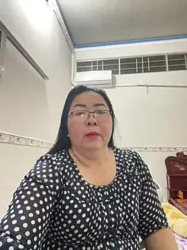 Alinat_ from StripChat is Freechat
