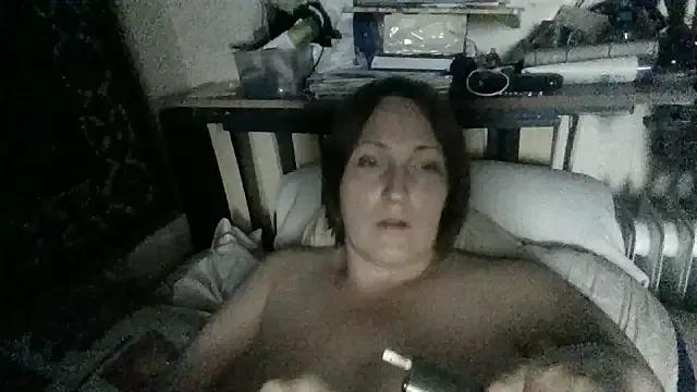 AllaSowinskaya from StripChat is Freechat