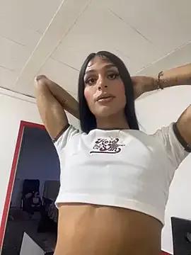 amal_baddell from StripChat