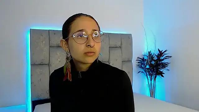 Amaranta_russo18 from StripChat is Freechat
