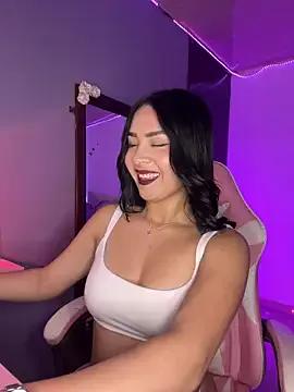AmeliaR from StripChat is Freechat