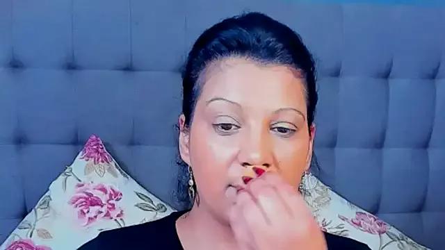 AmyCubes from StripChat is Freechat