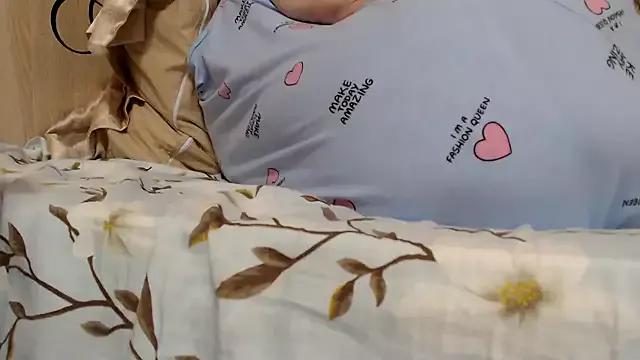 Anabelldestiny from StripChat is Freechat