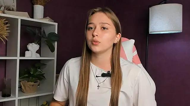 AnastaciaDeats from StripChat is Freechat