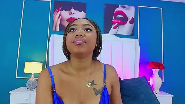 AngelaRoberts from StripChat is Freechat