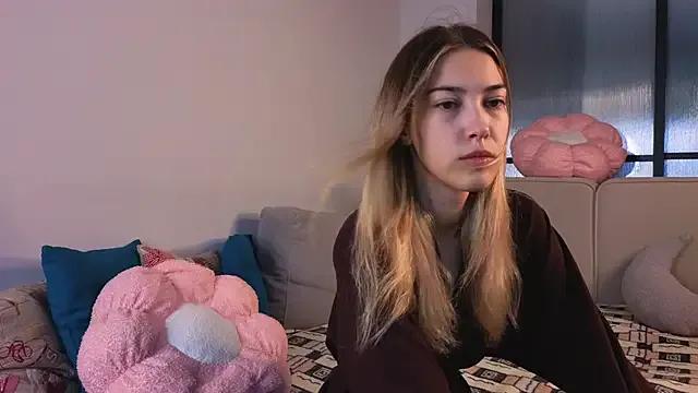 AngelicRice from StripChat is Freechat