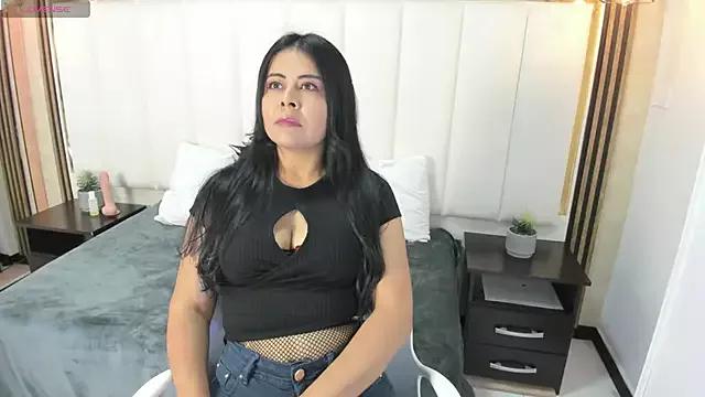 Aniajoness_ from StripChat is Freechat
