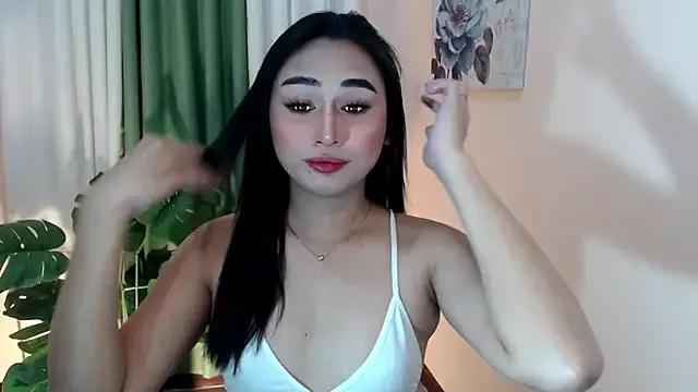 annathompsonxx from StripChat is Freechat