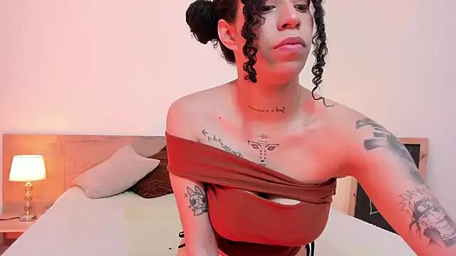 Annie_roselle from StripChat is Freechat