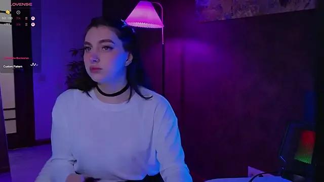 Arcane_doll from StripChat